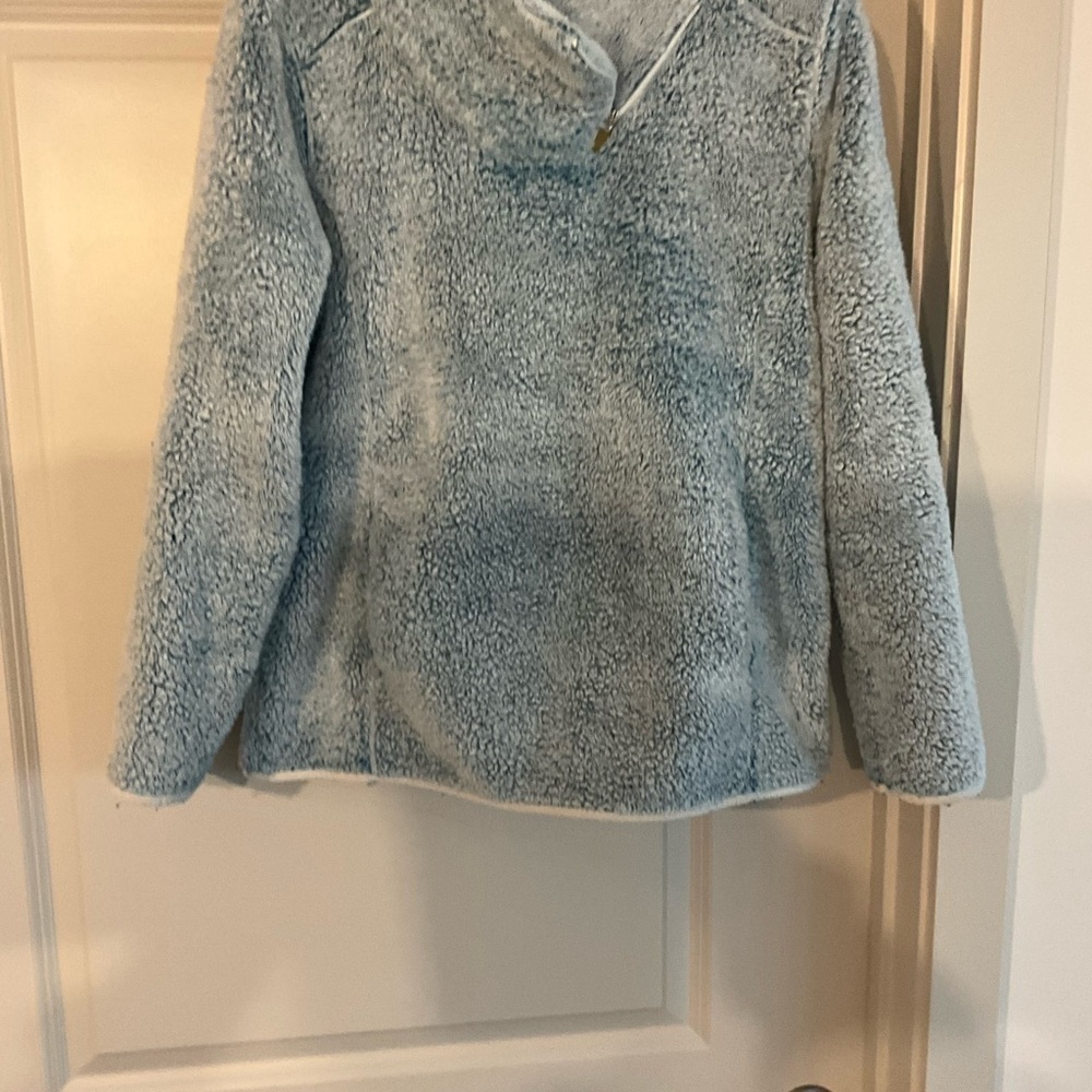 WOMEN’S Fleece Pullover Top - Picture 2 of 11